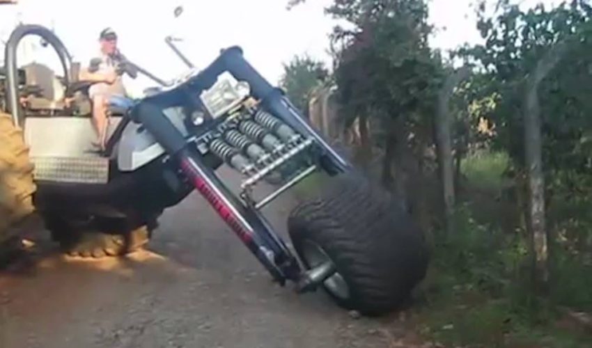 世界最大的三輪車 超級大！！
