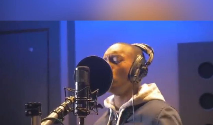 這rapper很會 忘我唱歌 你有freestyle嗎？