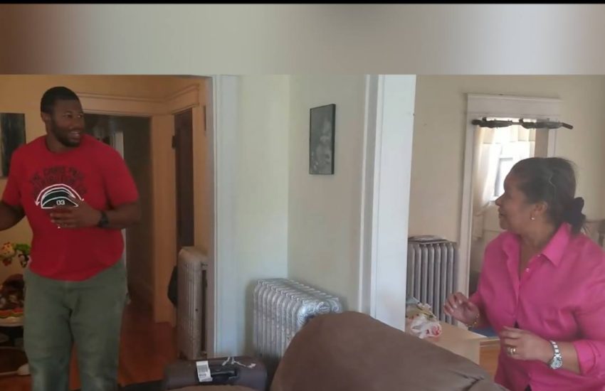 Son reunited with his mom after 10 years