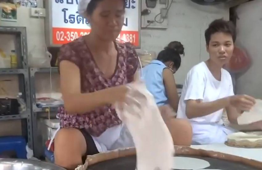 The art of making rice paper sheets