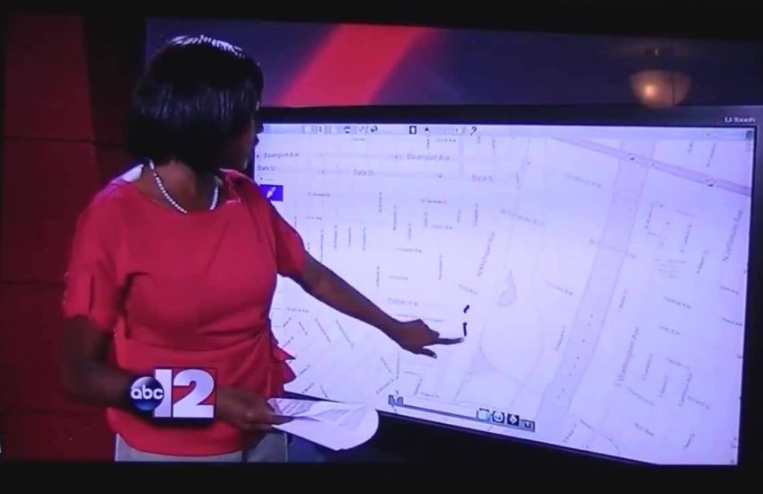 News Reporter Draws Penis on Live Tv