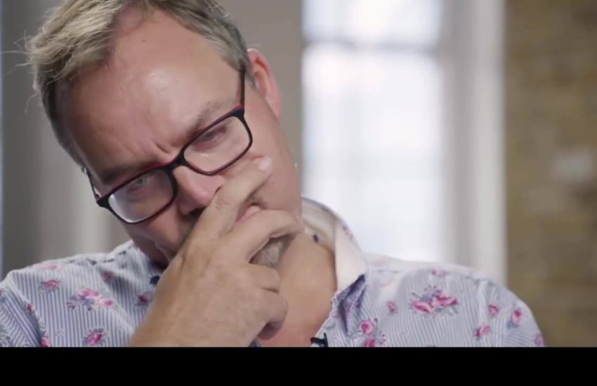 Ex-students surprise their old teachers