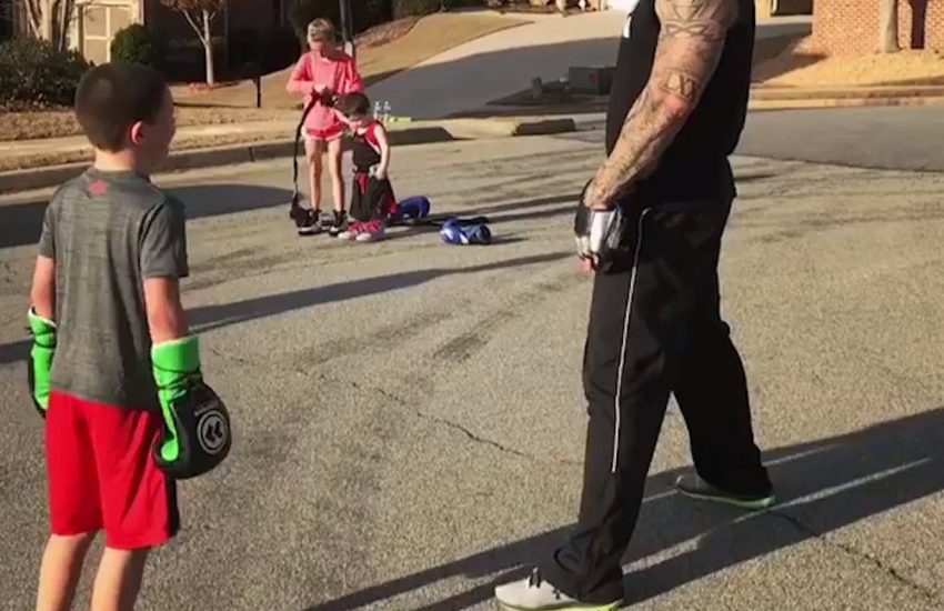 Kid With Incredible Boxing Skills