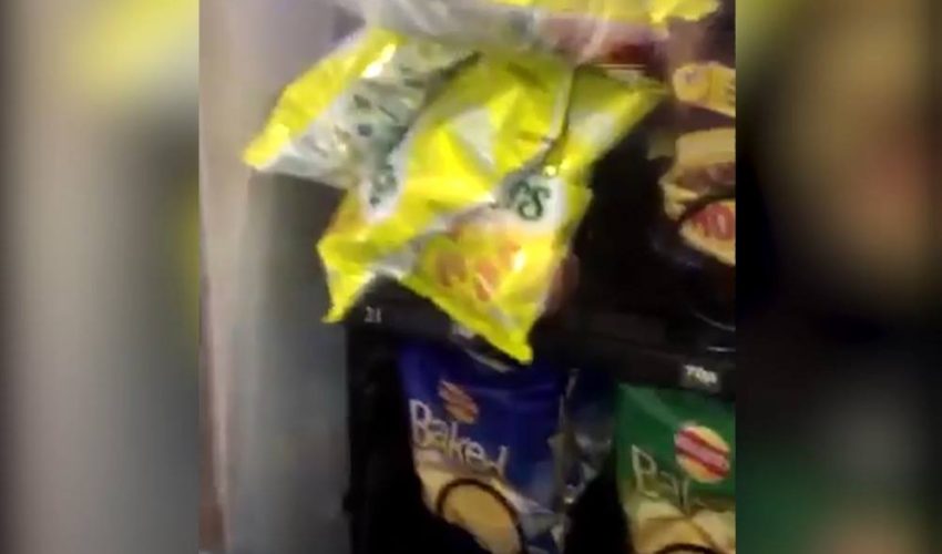 如何從自動售貨機獲取免費食品