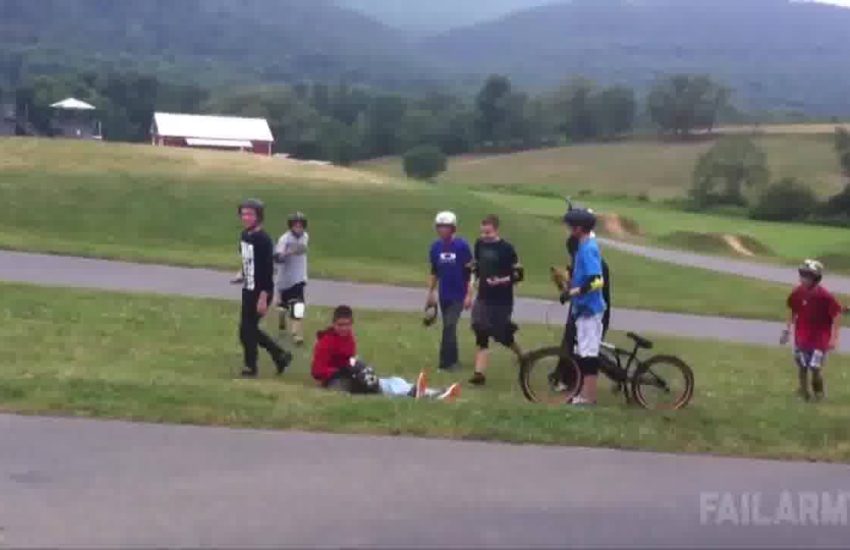 Longboarder Runs It Out