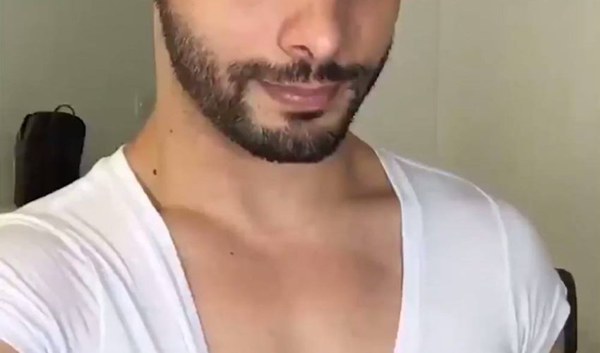 如何獲得更大的胸部