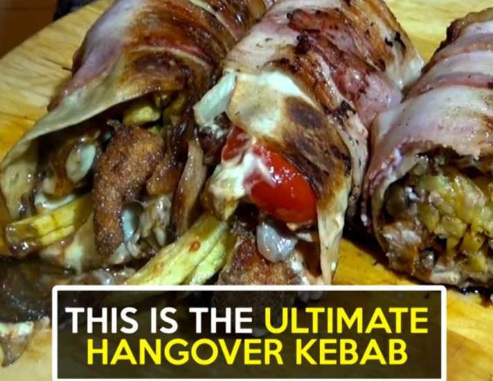 Tag someone who'd demolish this or give it a good go ? Credit: Napoli Food Porn