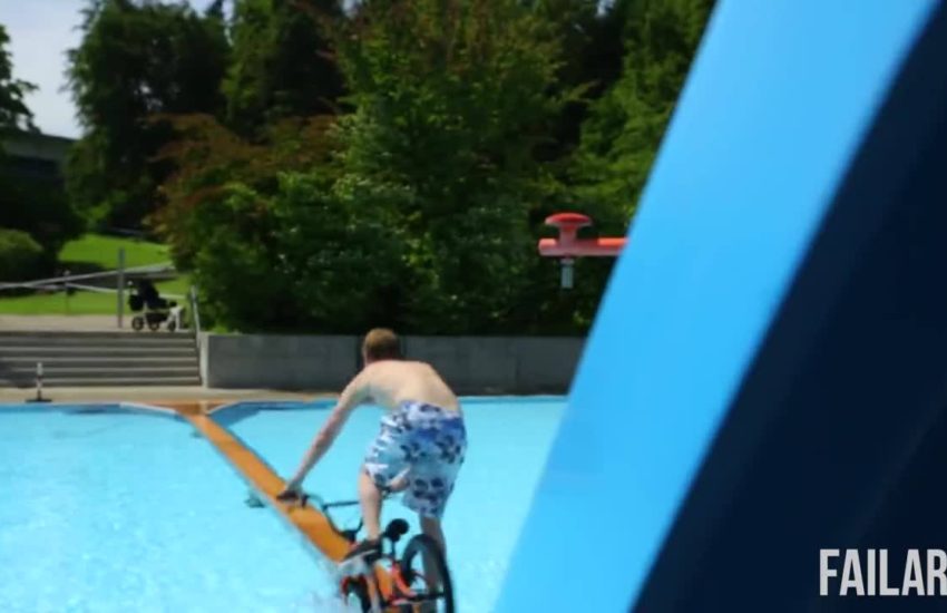 BMX meets pool | Takeshi Castle