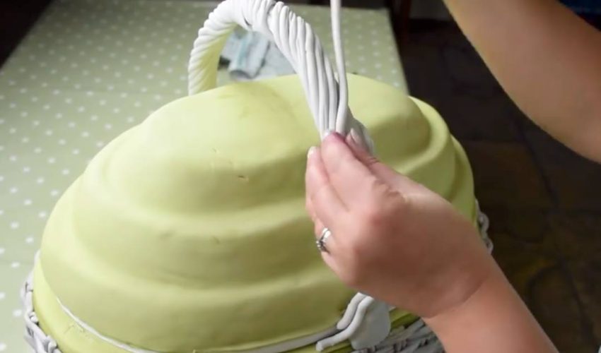 這個蛋糕DIY看起來很棒