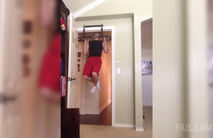 Pull-Up Bar Goes Down