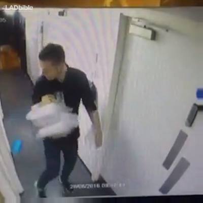 小伙子保存物品從技能下降