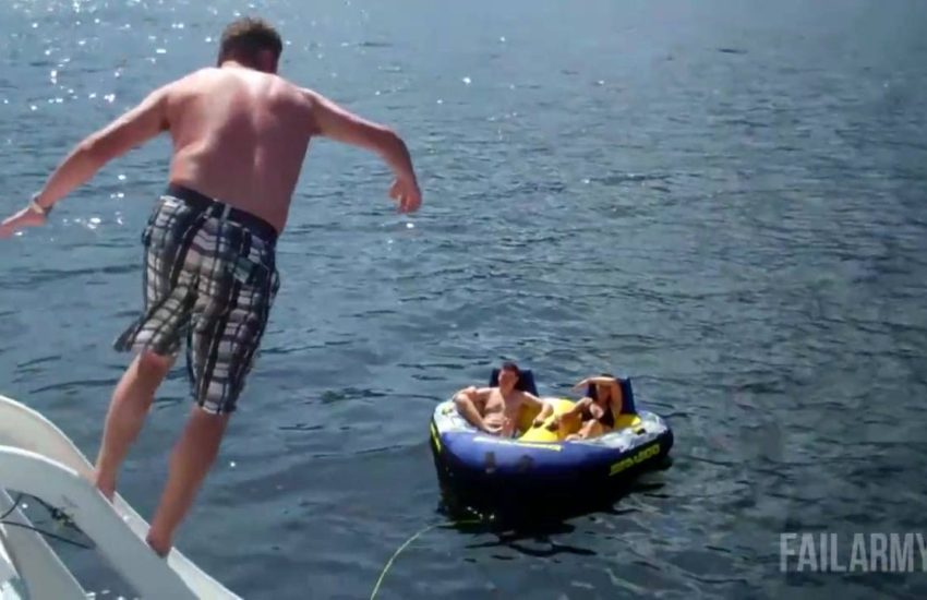 Houseboat Slip N Fail